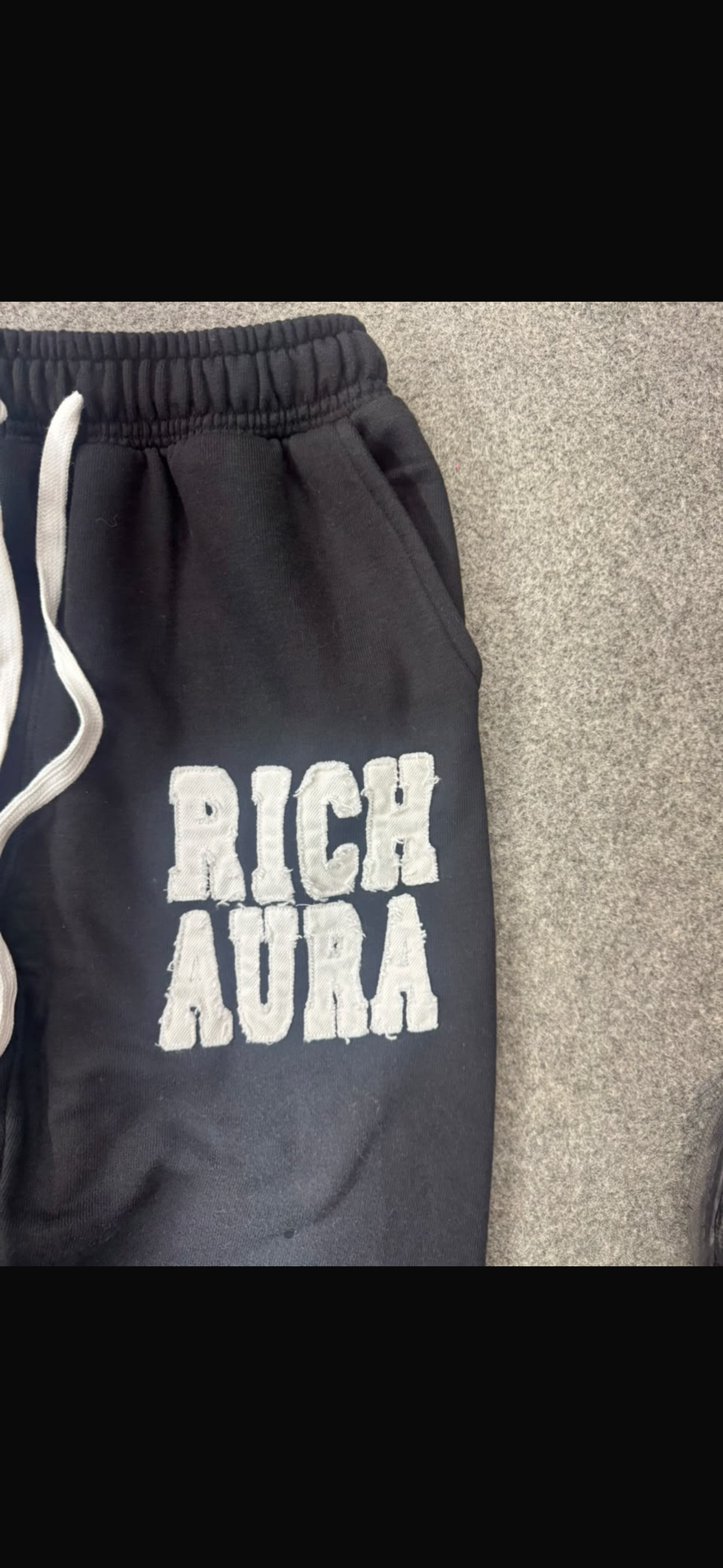 Rich Aura Signature Set- Black